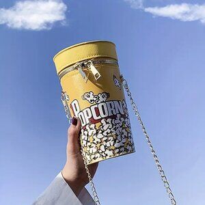 NWT Popcorn Bucket Bag w. chain strap